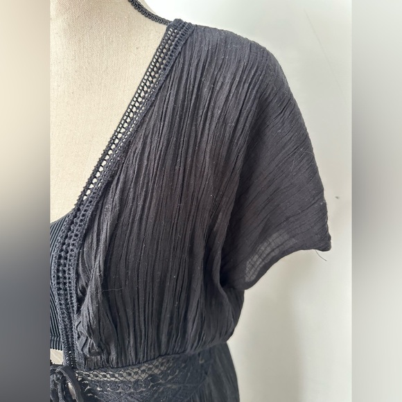 La vie en rose, black beach, cover-up size large - Picture 3 of 6